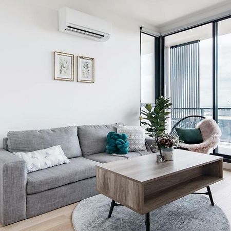 2 Bedrooms Apartment Doncaster Exterior photo