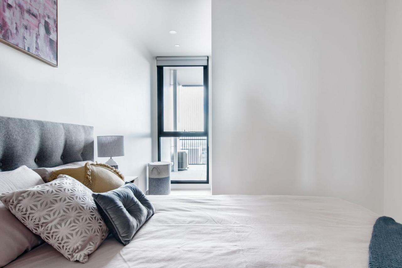 2 Bedrooms Apartment Doncaster Exterior photo